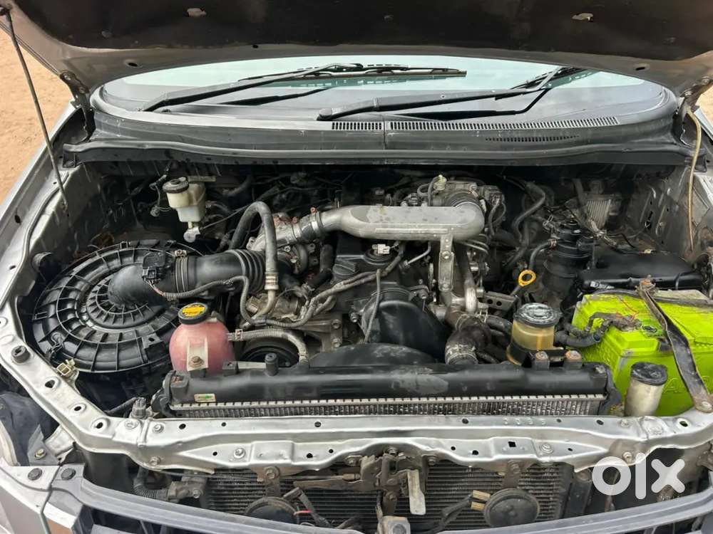 Toyota Innova 2016