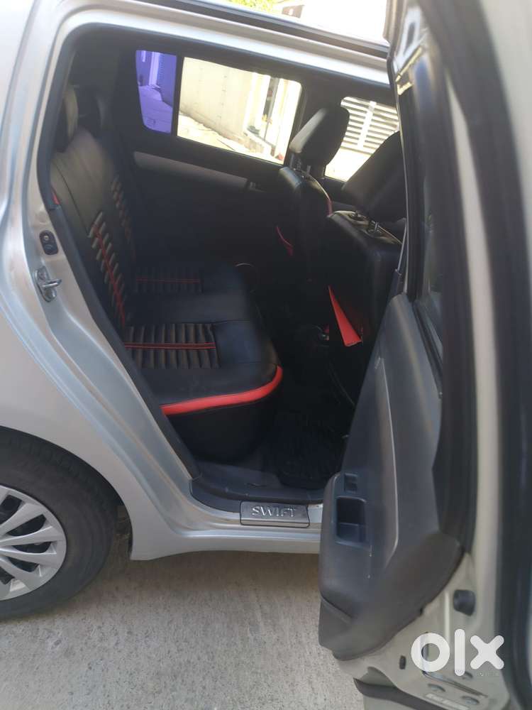 Maruti Suzuki Swift Vxi + Manual, 2010, Petrol