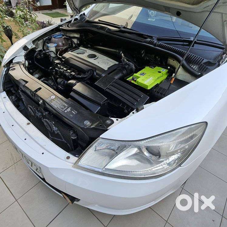 Skoda Laura 1.8 Tsi Ambition, 2013, Petrol