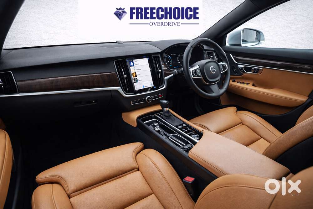 Volvo S90 D4 Inscription  2019  Diesel  Crystal White