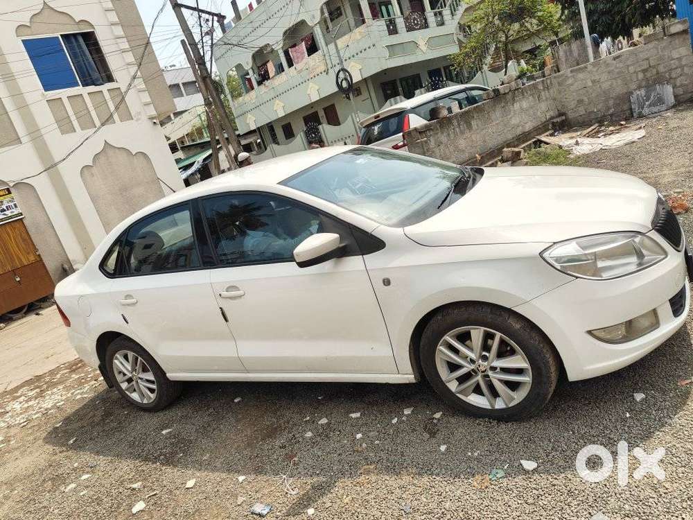 Skoda Rapid 1.6 Mpi Ambition, 2014, Diesel