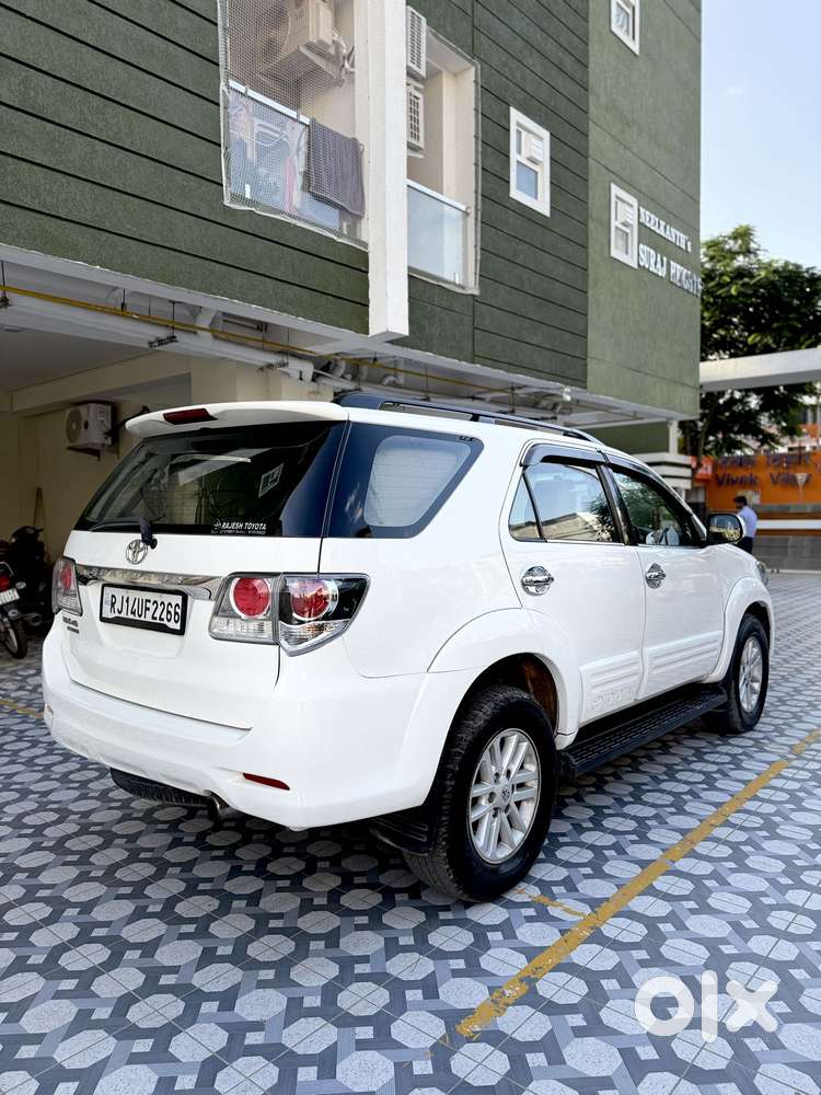 Toyota Fortuner 3.0 4x2 Automatic, 2013, Diesel