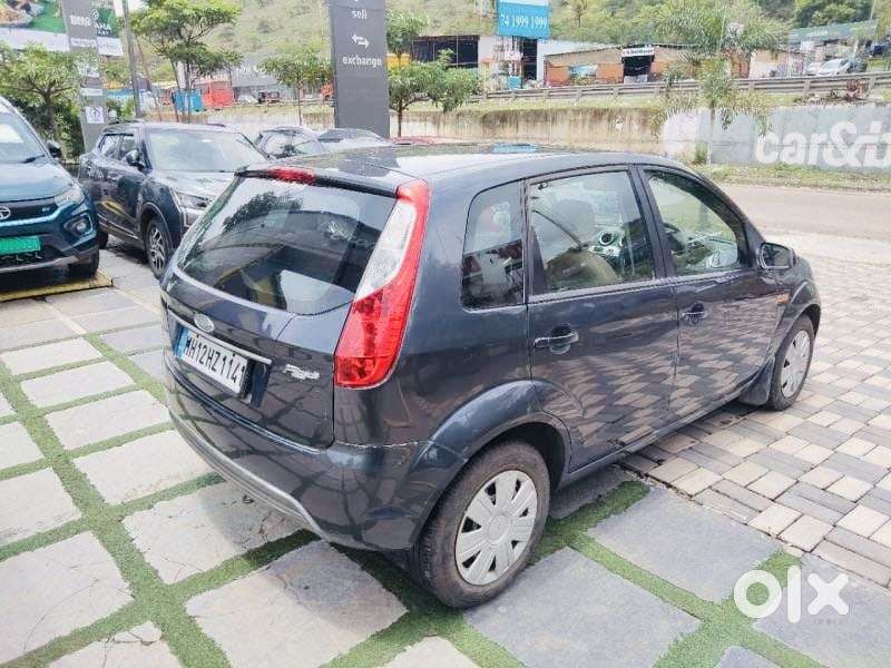 Ford Figo, 2012, Petrol