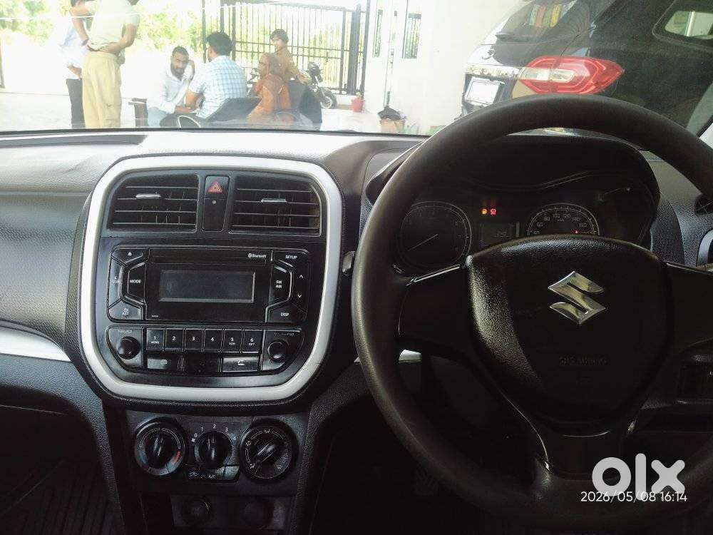 Maruti Suzuki Brezza 1.5 Lxi Smart Hybrid, 2022, Petrol
