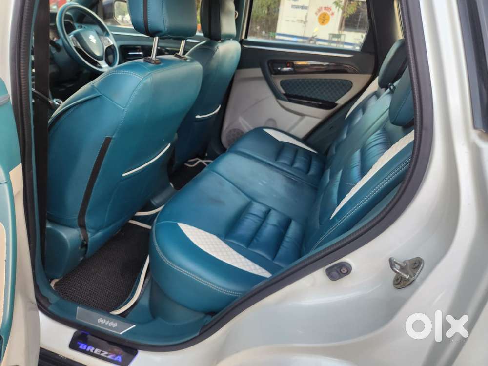 Maruti Suzuki Brezza Zdi+ Dual Tone, 2018, Diesel