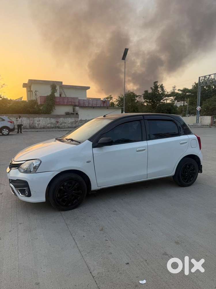 Toyota Etios Liva 2013 Diesel Well Maintained