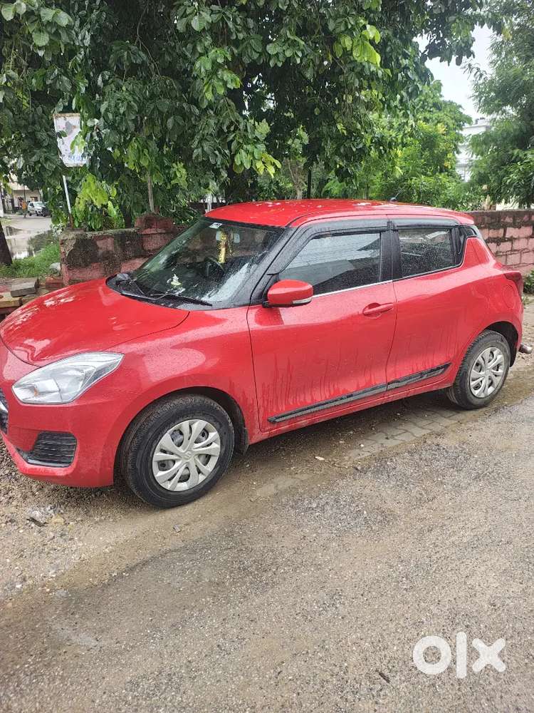 Maruti Swift 1.2 Vxi 2024