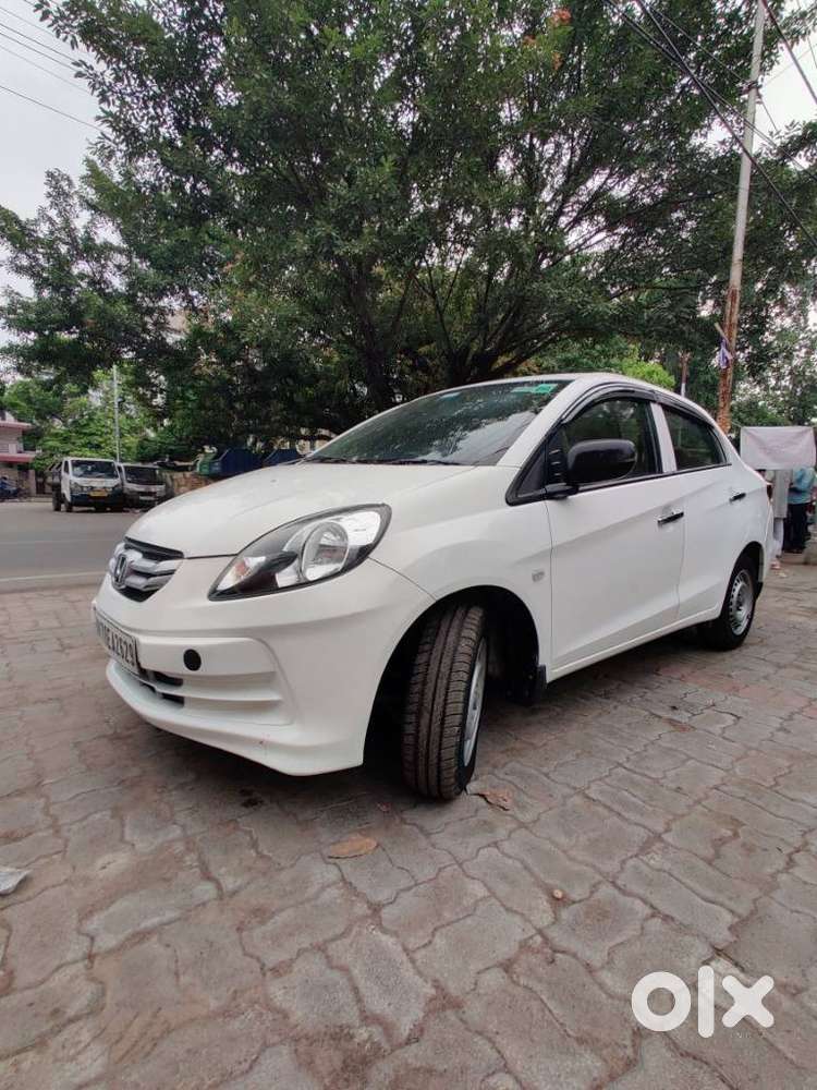 Honda Amaze, 2015, Diesel