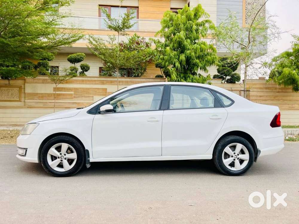 Skoda Rapid 1.5 Elegance Tdi Mt, 2017, Diesel