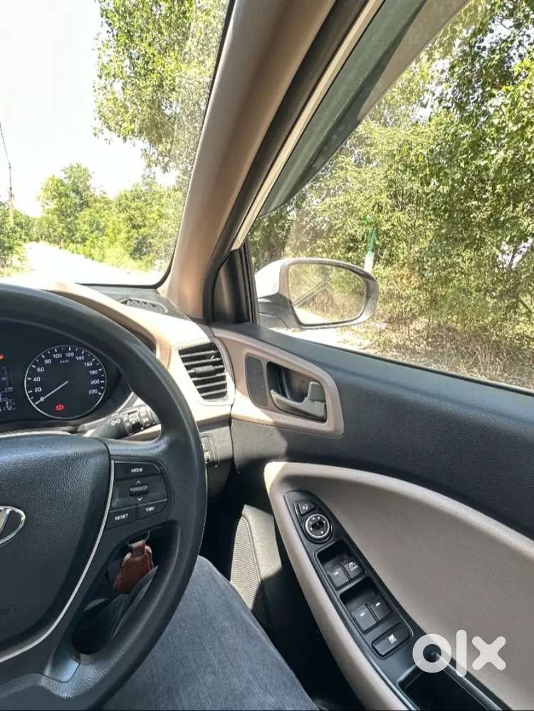 Hyundai I20 2017 Petrol 44000 Km Driven