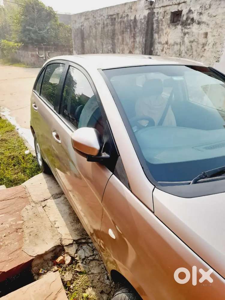 Tata Bolt 2015 Diesel 100000 Km Driven