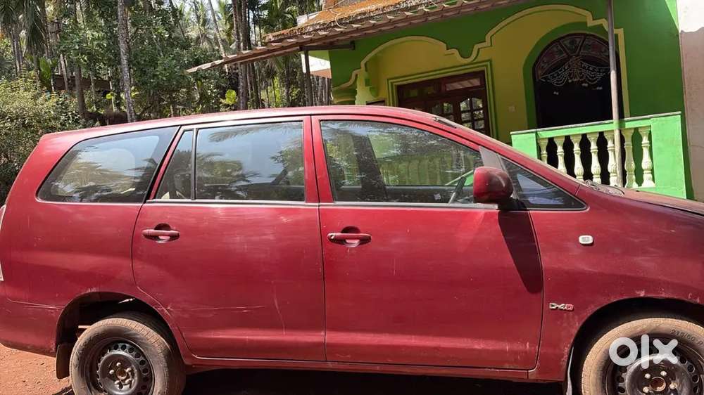 Toyota Innova 2010 Diesel Well Maintained