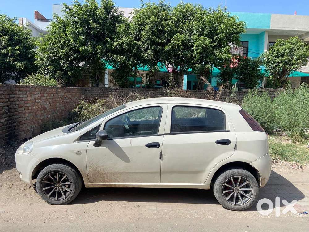 Fiat Grande Punto 2014 Diesel 120000 Km Driven
