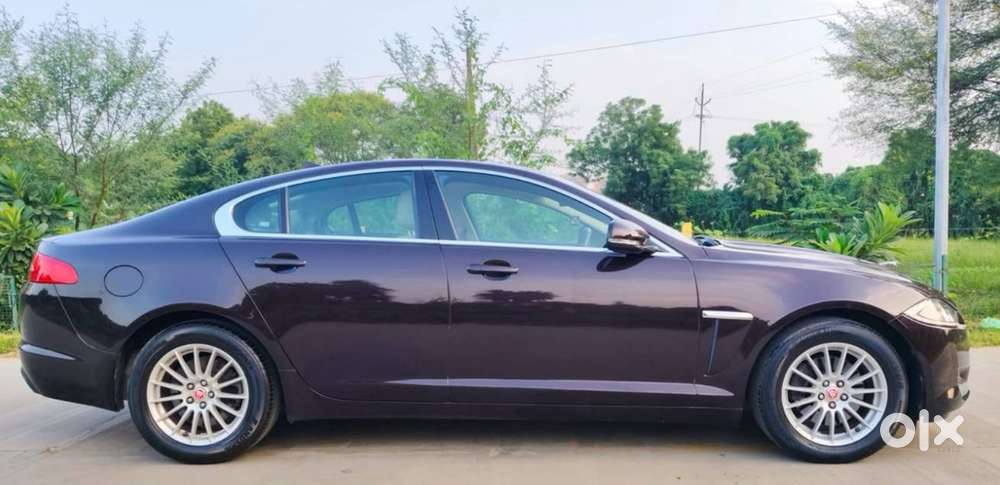 Jaguar Xf 2015 Diesel 39000 Km Driven