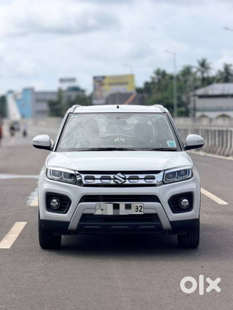 Maruti Suzuki Brezza 1.5 Zxi At Smart Hybrid, 2021, Petrol