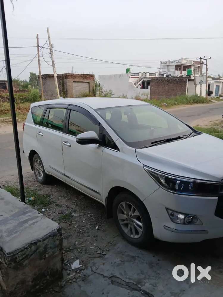 Toyota Innova Crysta 2019