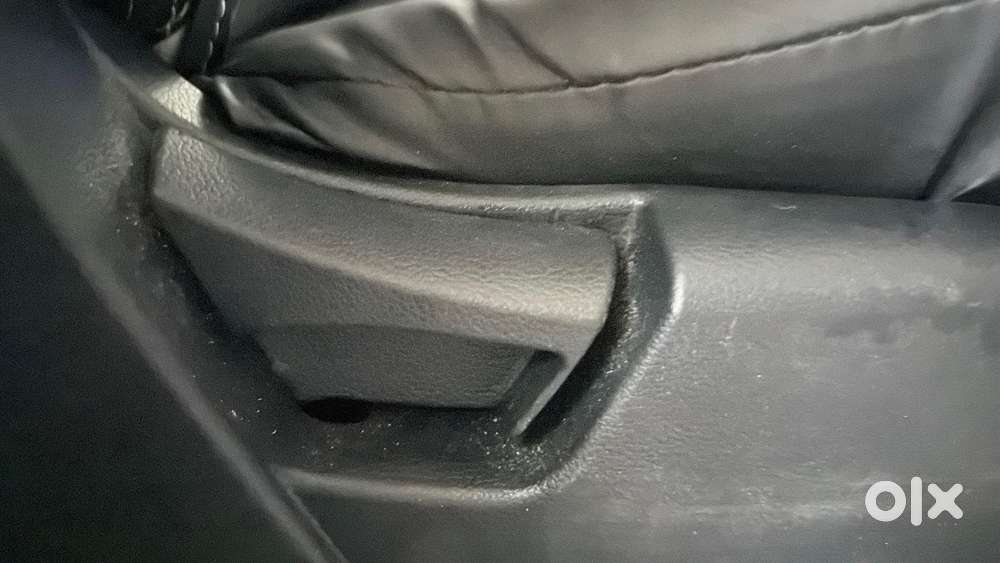 Mahindra Xuv300 W4, 2021, Petrol