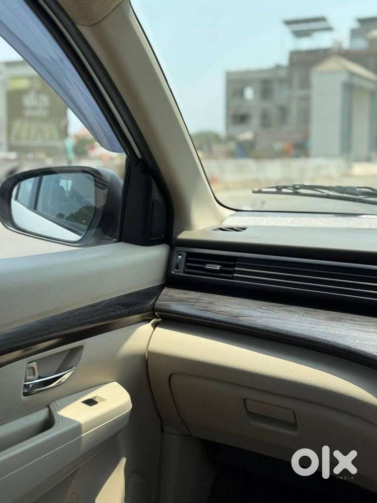 Maruti Suzuki Ertiga 1.5 Zxi Plus Shvs, 2024, Cng & Hybrids