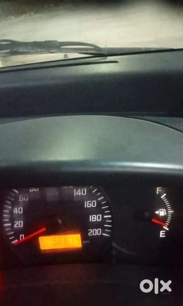 Maruti Suzuki Swift Lxi 2010