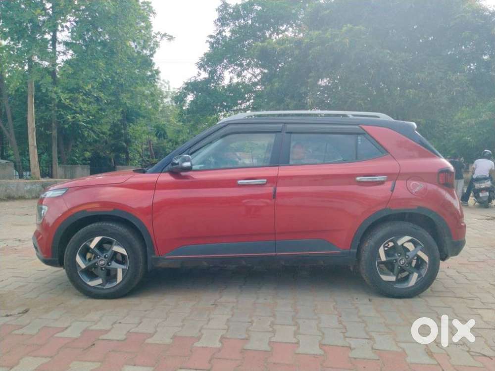Hyundai Venue Sx Dual Tone, 2019, Petrol