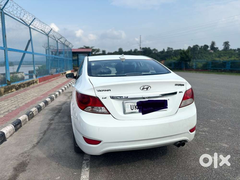 Hyundai Verna 2013