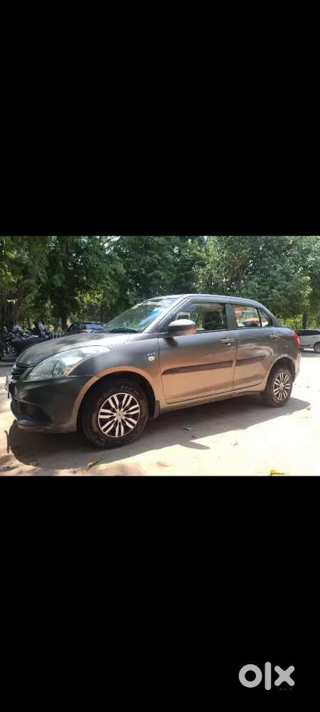 Maruti Suzuki Dzire 2017 Petrol 77000 Km Driven