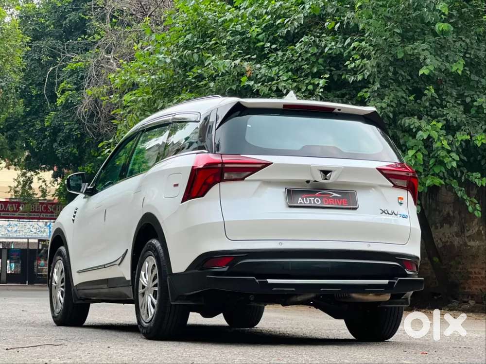 Mahindra Xuv700, 2025, Petrol
