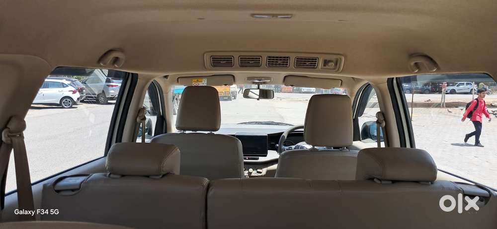 Maruti Suzuki Ertiga 1.5 Vxi, 2024, Petrol