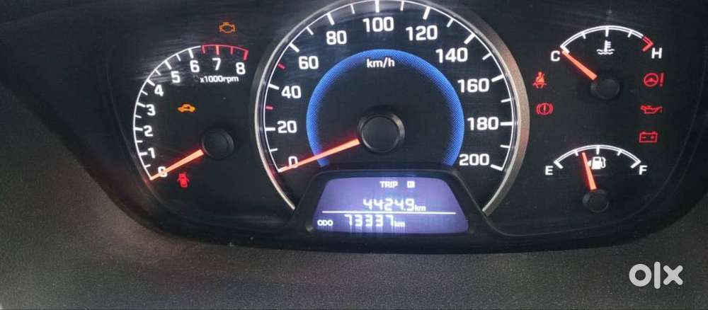 Hyundai Grand I10 2015 Petrol Well Maintained