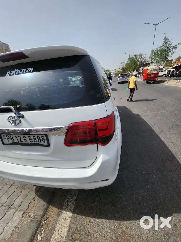 Automatic Fortuner With Unique Registration Number