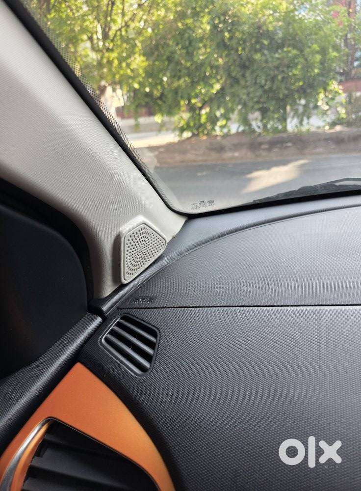 Tata Tiago 1.2 Revotron Xza, 2018, Petrol