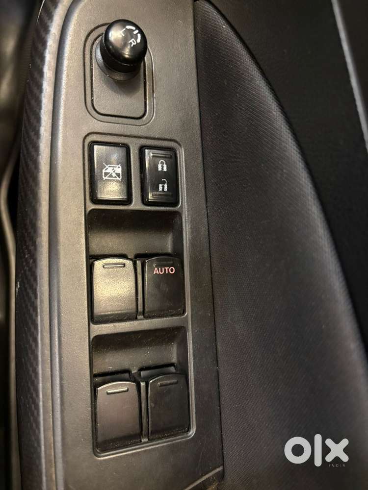 Maruti Suzuki Swift Vxi + Manual, 2021, Petrol