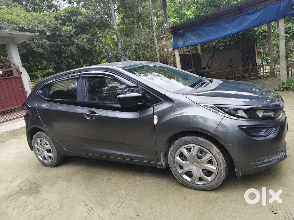 Tata Altroz 2023 Petrol Well Maintained