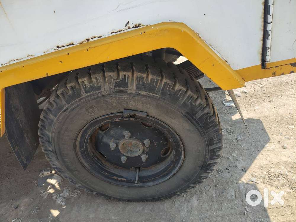 Tata Yodha 1700 Towing Van