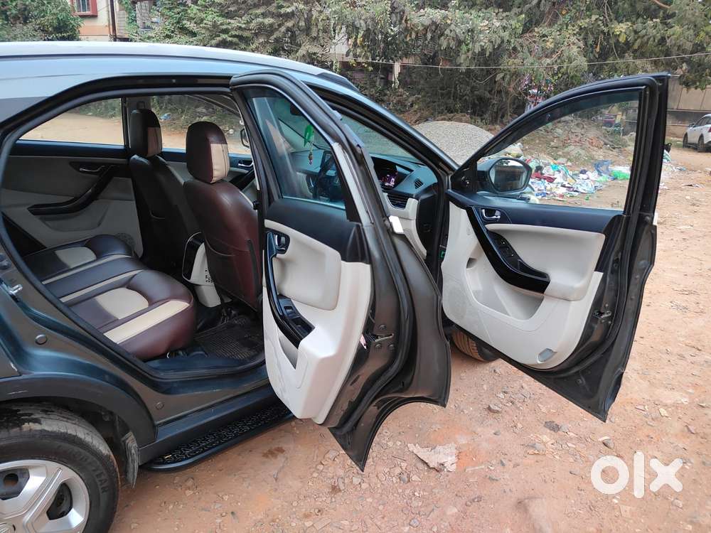 Tata Nexon 1.2 Revotron Xz Plus, 2022, Petrol