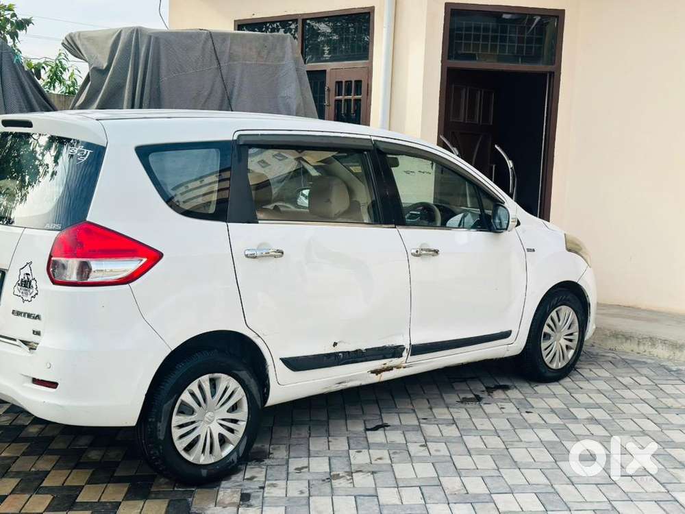 Maruti Suzuki Ertiga 2015 Diesel 132000 Km Driven