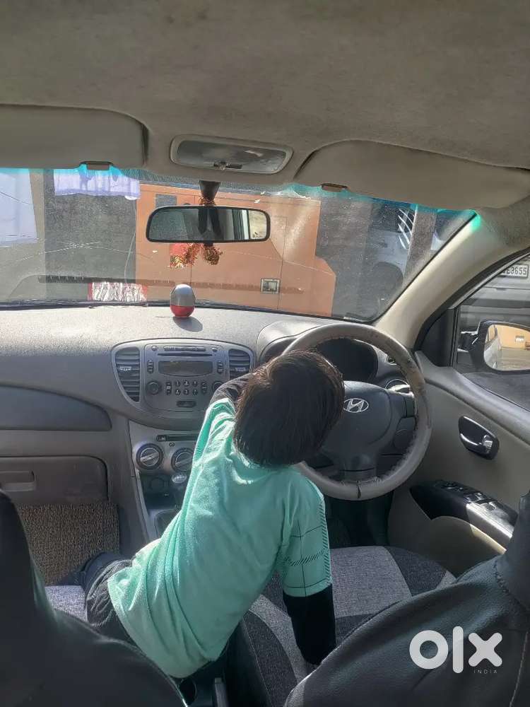 Hyundai I10 Sport 1.2 31/10/2011 8 Mahine Baki Hai Abhi