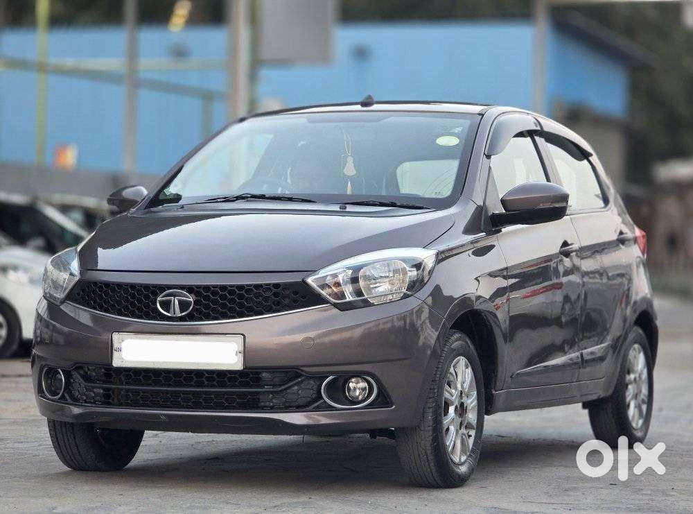 Tata Tiago, 2016, Petrol