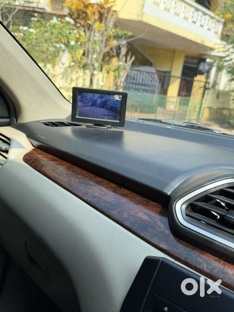 Maruti Suzuki Swift Dzire Vxi(o) Amt, 2018, Petrol