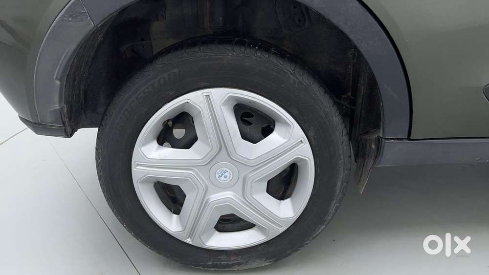 Tata Nexon 1.2 Revotron Xm (s), 2022, Petrol