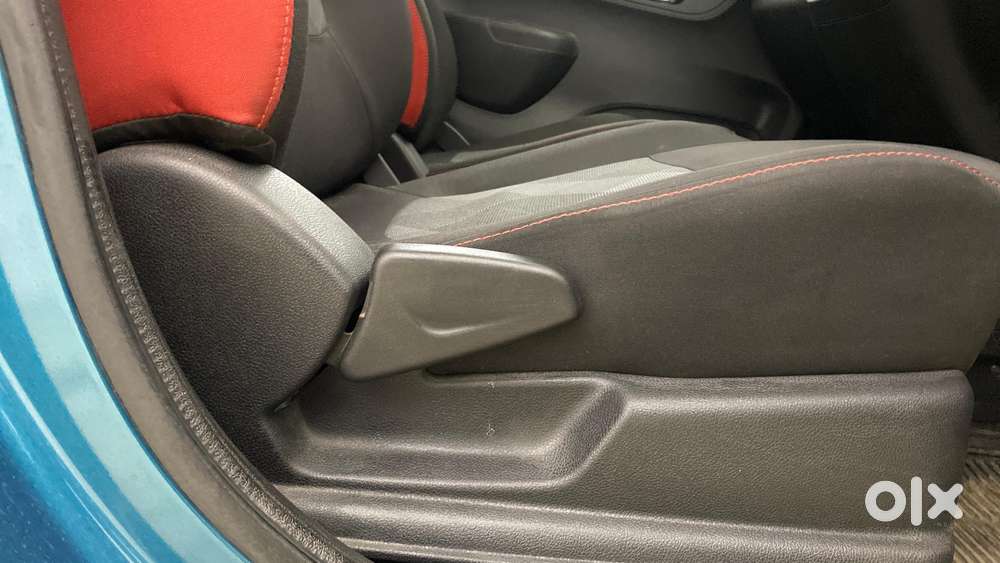 Renault Kwid 2019-ongoing 1.0 Rxt Amt (o), 2020, Petrol