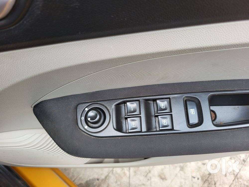 Renault Triber Rxz Easy-r Amt Dual Tone, 2021, Petrol