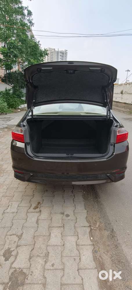 Honda City Zx Petrol Mt, 2020, Petrol