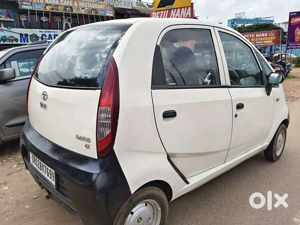 Tata Nano Xe, 2012, Petrol