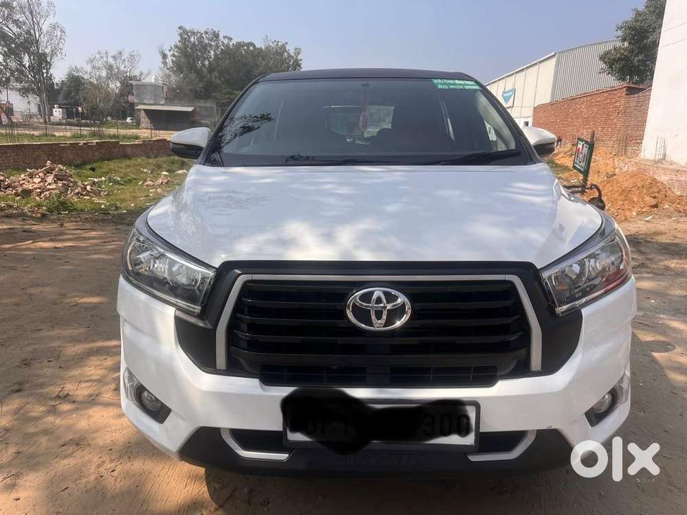 Toyota Innova Crysta 2023 Diesel 60000 Km Driven