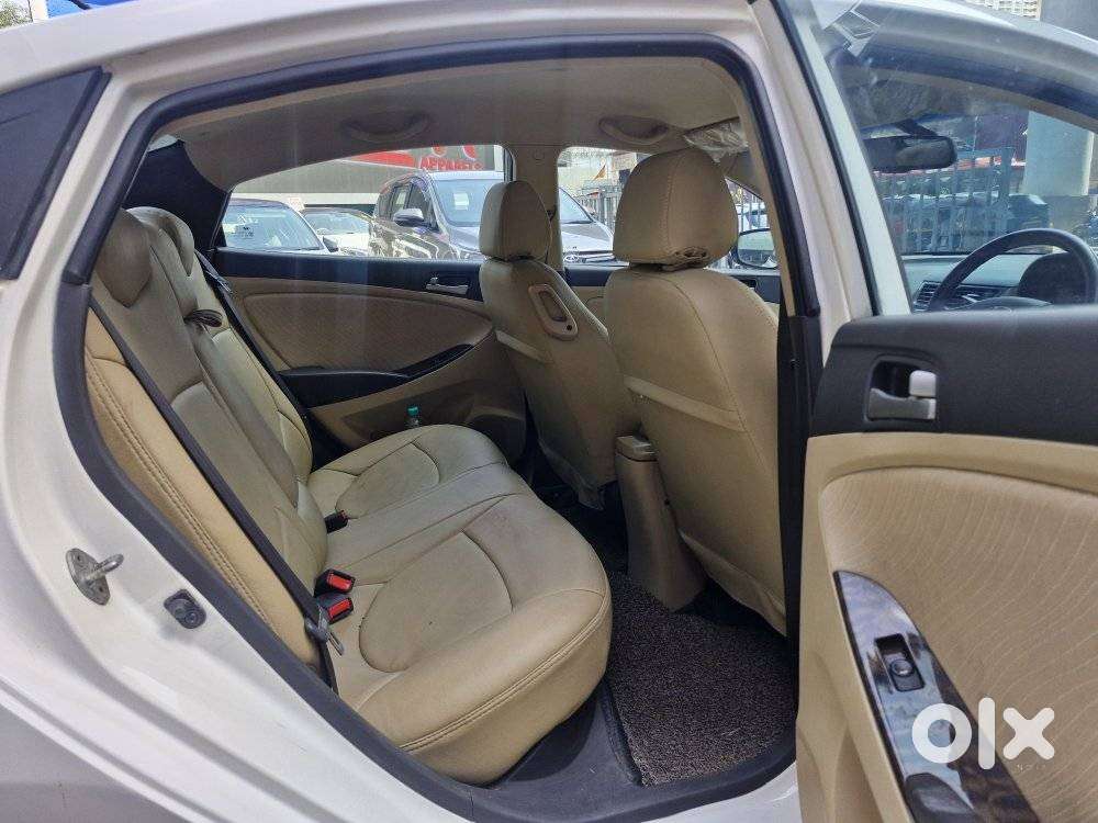 Hyundai Verna 1.6 Fluidic Vtvt S (o) At, 2017, Petrol