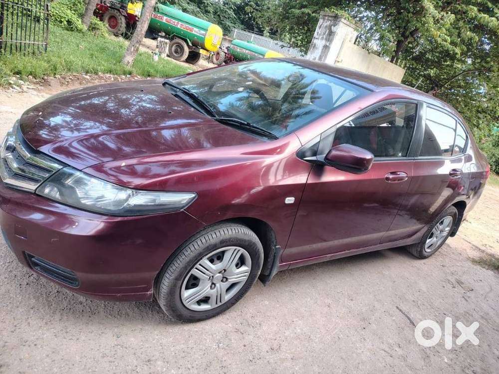 Honda City I Vtec E, 2013, Petrol