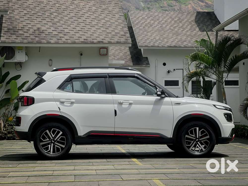 Hyundai Venue N Line 1.0 N8 Turbo Dct, 2024, Petrol