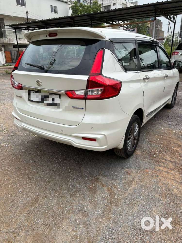 Maruti Suzuki Ertiga Shvs Zdi Plus, 2021, Petrol