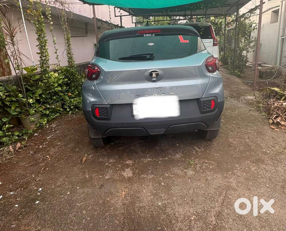Tata Punch Petrol 2025